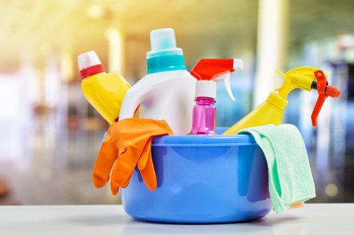 Local waste separation and recycling practices in Bedford Park